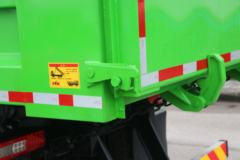 上汽红岩 杰狮C6 460马力 8X4 6.7米AMT自动挡自卸车(国六)(CQ3317HV11306)