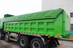 上汽红岩 杰狮C6 460马力 8X4 6.7米AMT自动挡自卸车(国六)(CQ3317HV11306)