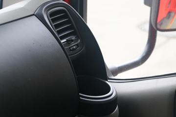 ���� ������D6 ���ܰ� 140���� 4.2�׵�����ʽ�Ῠ(����)ͼƬ