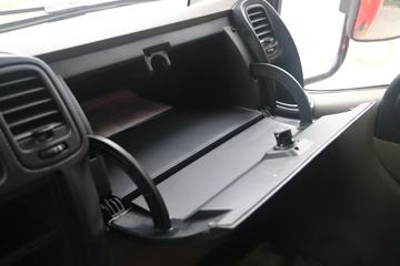 ���� ������D6 ���ܰ� 140���� 4.2�׵�����ʽ�Ῠ(����)ͼƬ