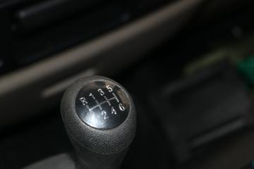 ���� ������D6 ���ܰ� 140���� 4.2�׵�����ʽ�Ῠ(����)ͼƬ