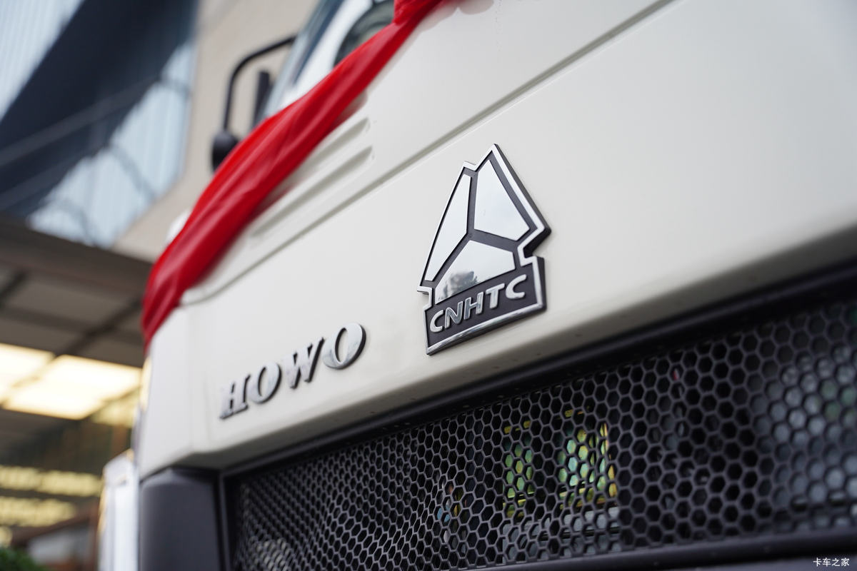 йHOWO  4.5T 4.15׵Ŵ綯ʽῨ(ZZ5047XXYG3314Z144BEV)81.14kWh