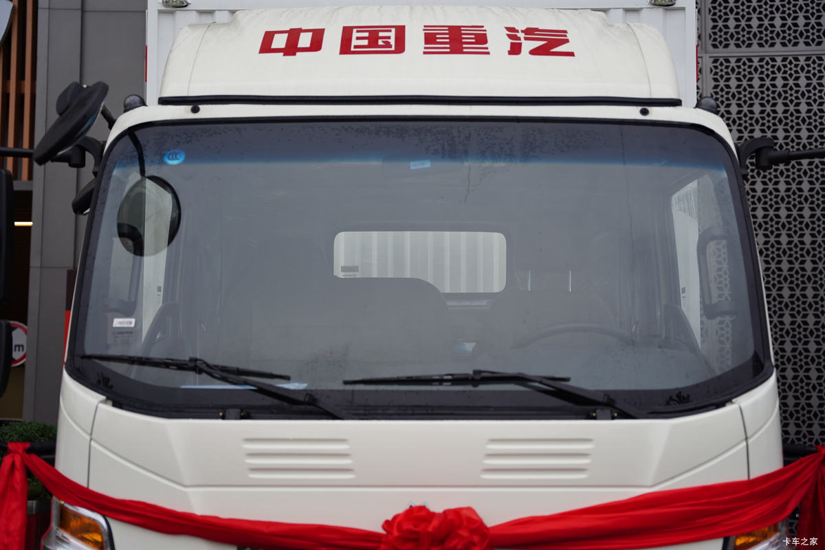 йHOWO  4.5T 4.15׵Ŵ綯ʽῨ(ZZ5047XXYG3314Z144BEV)81.14kWh