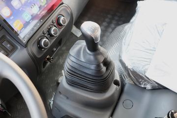 ���� ����V6 ����ʿ 159���� 4X2 4.015����س�(����)(HFC5048XLCP31K5C7S)ͼƬ