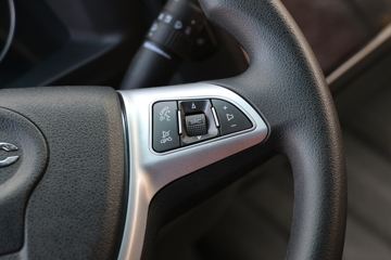 ���� ˧��Q6 ����ʿ 160���� 4X2 4.015����س�(����)ͼƬ