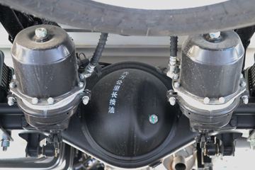 ���� ˧��Q6 ����ʿ 160���� 4X2 4.015����س�(����)ͼƬ