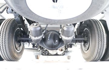 ���� ˧��Q6 ����ʿ 160���� 4X2 4.015����س�(����)ͼƬ