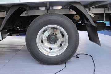 ���� ˧��Q6 ����ʿ 160���� 4X2 4.015����س�(����)ͼƬ