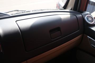 �й����� HOWO TX 250���� 4X2 9.6��AMT�Զ�����ʽ�ػ���(����)(ZZ5187XXYN711GF1)ͼƬ