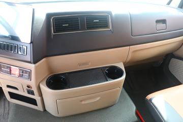 �й����� HOWO TX 250���� 4X2 9.6��AMT�Զ�����ʽ�ػ���(����)(ZZ5187XXYN711GF1)ͼƬ