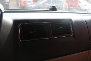 �й����� HOWO TX 250���� 4X2 9.6��AMT�Զ�����ʽ�ػ���(����)(ZZ5187XXYN711GF1)ͼƬ