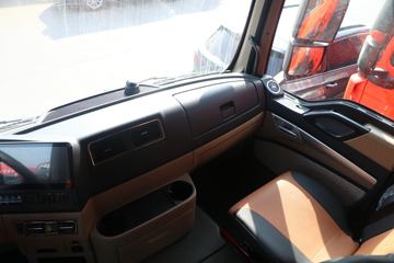�й����� HOWO TX 250���� 4X2 9.6��AMT�Զ�����ʽ�ػ���(����)(ZZ5187XXYN711GF1)ͼƬ