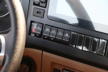 �й����� HOWO TX 250���� 4X2 9.6��AMT�Զ�����ʽ�ػ���(����)(ZZ5187XXYN711GF1)ͼƬ