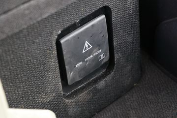 �й����� HOWO TH7�ؿ� 480���� 6X4 ǣ����(����)(12��)(ZZ4257W324HF1B)ͼƬ