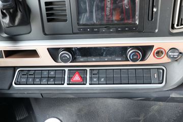 �й����� HOWO TH7�ؿ� 480���� 6X4 ǣ����(����)(12��)(ZZ4257W324HF1B)ͼƬ