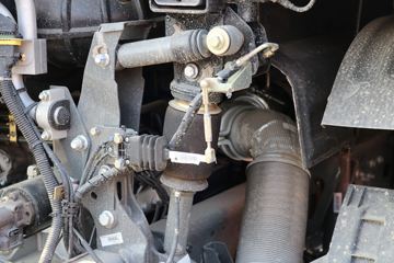 �й����� HOWO TH7�ؿ� 480���� 6X4 ǣ����(����)(12��)(ZZ4257W324HF1B)ͼƬ