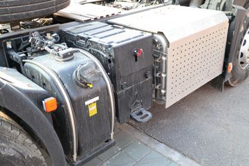 �й����� HOWO TH7�ؿ� 480���� 6X4 ǣ����(����)(12��)(ZZ4257W324HF1B)ͼƬ