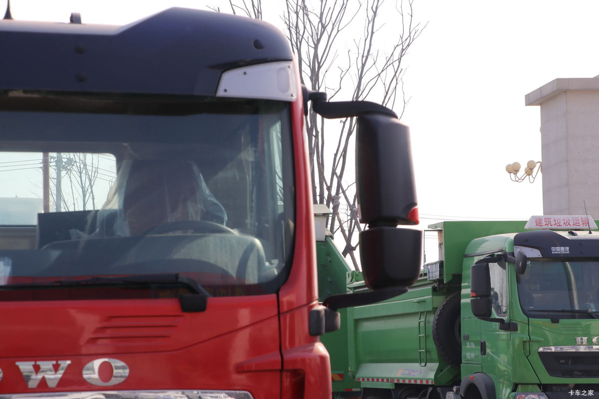 �й����� HOWO TX�ؿ� 310���� 6X2 8.6�������ػ���(����)���                                                