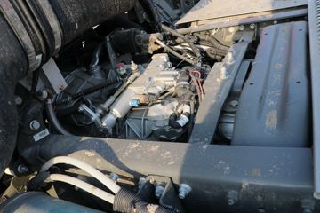 �й����� HOWO TH7�ؿ� 480���� 6X4 ǣ����(����)(12��)(ZZ4257W324HF1B)ͼƬ