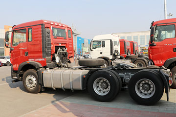 �й����� HOWO TX�ؿ� 430���� 6X4 ǣ����(����)(ZZ4257V324GF1)ͼƬ