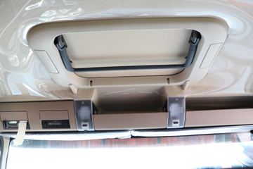 �й����� HOWO TX�ؿ� 430���� 6X4 ǣ����(����)(ZZ4257V324GF1)ͼƬ