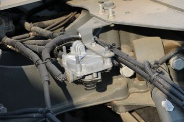 �й����� HOWO TX�ؿ� 430���� 6X4 ǣ����(����)(ZZ4257V324GF1)ͼƬ