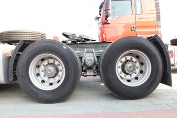 �й����� HOWO TX�ؿ� 430���� 6X4 ǣ����(����)(ZZ4257V324GF1)ͼƬ