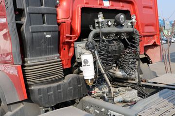 �й����� HOWO TX�ؿ� 430���� 6X4 ǣ����(����)(ZZ4257V324GF1)ͼƬ