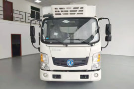 华神T19&nbsp;电动冷藏车外观图片