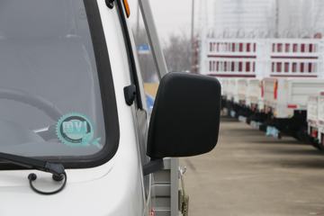 �ƿ�ŷ�� ����F3-1 1.5L 112���� ���� 3.3�׵�������΢��(����)ͼƬ