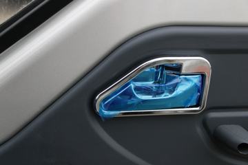 �ƿ�ŷ�� ����F3-1 1.5L 112���� ���� 3.3�׵�������΢��(����)ͼƬ