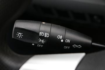 �ƿ�ŷ�� ����F3-1 1.5L 112���� ���� 3.3�׵�������΢��(����)ͼƬ