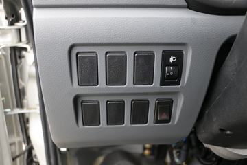 �ƿ�ŷ�� ����F3-1 1.5L 112���� ���� 3.3�׵�������΢��(����)ͼƬ