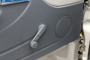 �ƿ�ŷ�� ����F3-1 1.5L 112���� ���� 3.3�׵�������΢��(����)ͼƬ