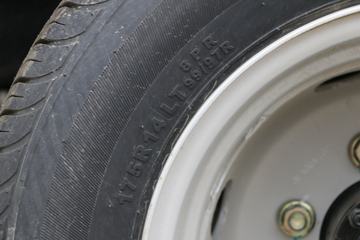 �ƿ�ŷ�� ����F3-1 1.5L 112���� ���� 3.3�׵�������΢��(����)ͼƬ