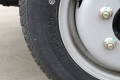 唐骏欧铃 赛菱F3-1 1.5L 112马力 汽油 3.3米单排栏板微卡(国六)(ZB1030ADC3L)