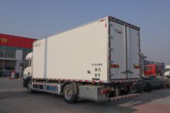 中国重汽 HOWO TX 250马力 4X2 6.8米冷藏车(国六)