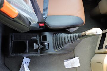 �й����� HOWO TX 250���� 4X2 6.8����س�(����)ͼƬ