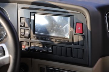 �й����� HOWO TX 250���� 4X2 6.8����س�(����)ͼƬ