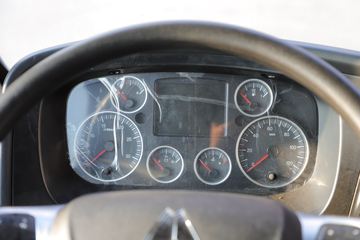 �й����� HOWO TX 250���� 4X2 6.8����س�(����)ͼƬ