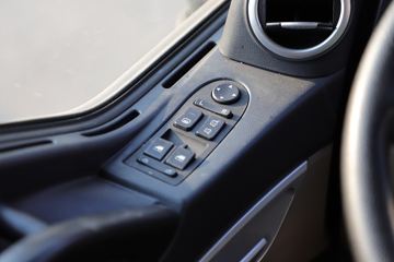 �й����� HOWO TX 250���� 4X2 6.8����س�(����)ͼƬ