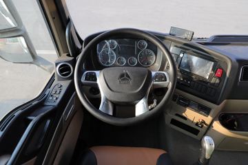 �й����� HOWO TX 250���� 4X2 6.8����س�(����)ͼƬ