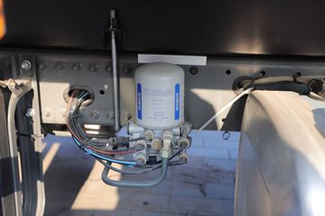 �й����� HOWO TX 250���� 4X2 6.8����س�(����)ͼƬ