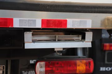 �й����� HOWO TX 250���� 4X2 6.8����س�(����)ͼƬ