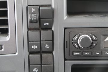 �й�����HOWO ͳ˧ 130���� 4.15�׵��Ų�դʽ�Ῠ(����)ͼƬ