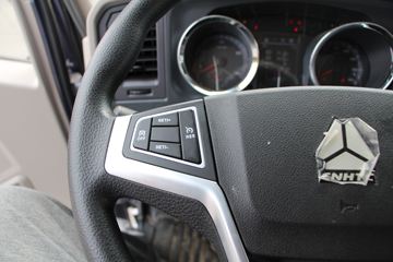 �й�����HOWO ͳ˧ 130���� 4.15�׵��Ų�դʽ�Ῠ(����)ͼƬ