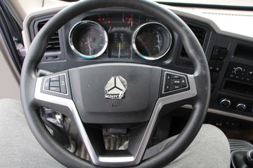 �й�����HOWO ͳ˧ 130���� 4.15�׵��Ų�դʽ�Ῠ(����)ͼƬ