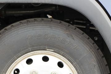 �й�����HOWO ͳ˧ 130���� 4.15�׵��Ų�դʽ�Ῠ(����)ͼƬ