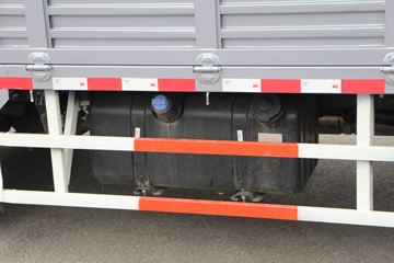 �й�����HOWO ͳ˧ 130���� 4.15�׵��Ų�դʽ�Ῠ(����)ͼƬ