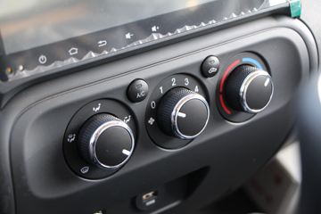 ���� ����V6 152���� 4.15�׵�����ʽ�ػ���(����)ͼƬ